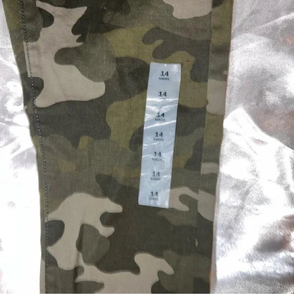 Old Navy Army Fatigue Pants - Picture 6 of 12